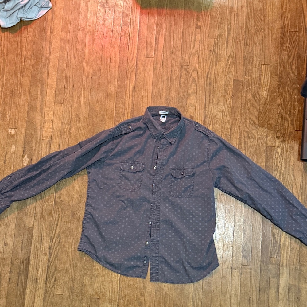 Gap Gray Button-Up Shirt